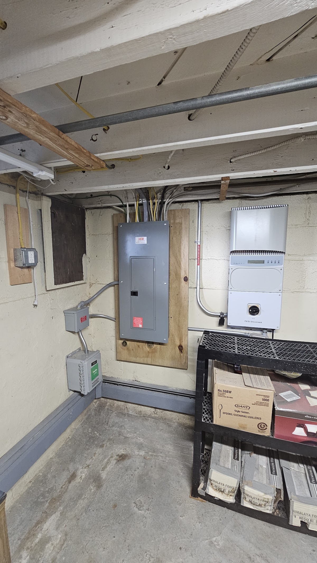 A residential 200-amp electrical panel upgrade by Harrelson Electric in Central NJ